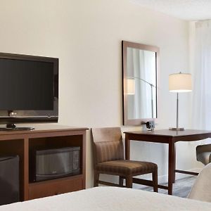 Queen Room Mobility accessible
