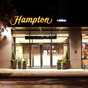 Hampton By Hilton Berlin City East Side Gallery