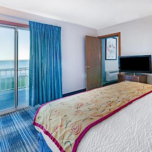 One-Bedroom King Suite