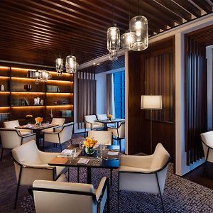 Executive King Room