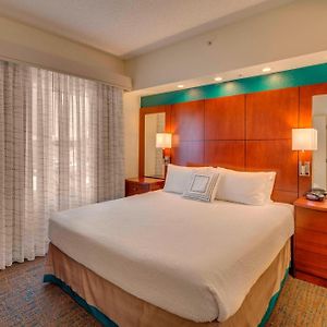 One-Bedroom King Suite