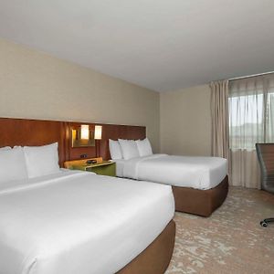Top Floor Queen Room