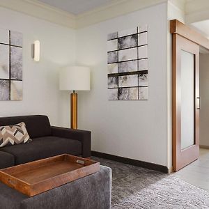 One-Bedroom Suite Hearing accessible