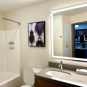 King Room Mobility accessible