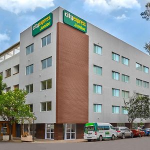 City Express Junior By Marriott Ciudad De Mexico Sullivan