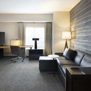 One-Bedroom King Suite