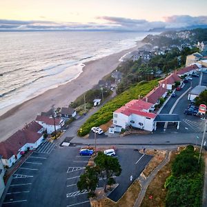 Ester Lee Oceanview Inn
