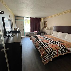 King Room Mobility accessible