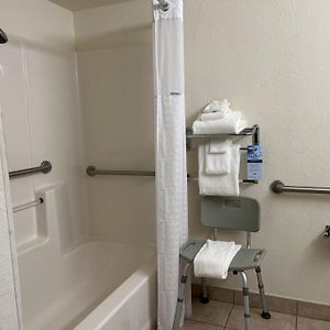 Queen Room Disability Access