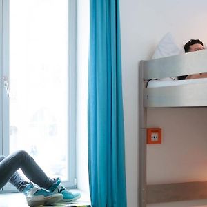 Dormitory Room Mixed
