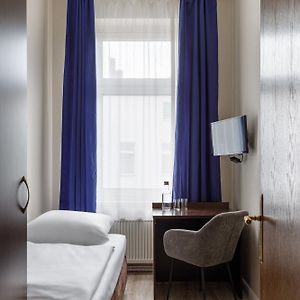Standard Room with 1 Single Bed