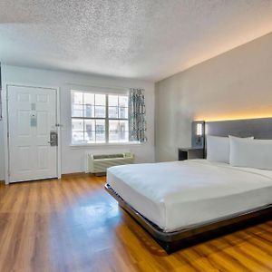 Studio 6-Austin, Tx - Midtown