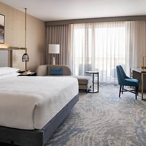 Upper Floors King Room Mobility or hearing accessible