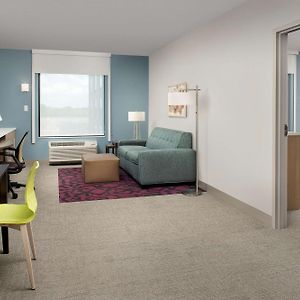 One-Bedroom King Suite