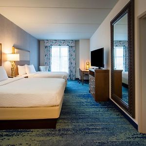 Queen Suite