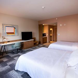 Queen Room Mobility accessible
