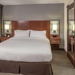 Two-Bedroom King Suite