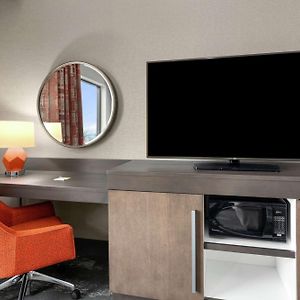 King Room Mobility accessible
