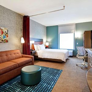 Queen Suite Hearing accessible
