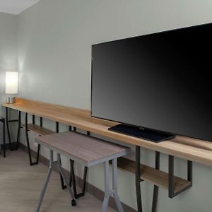 King Room Mobility accessible
