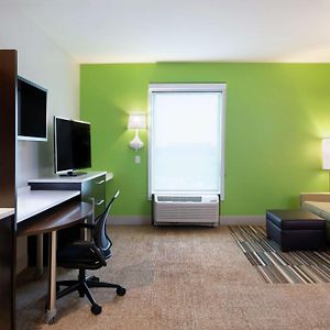 One-Bedroom King Suite