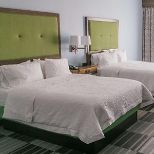 Queen Room Mobility accessible