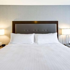 One-Bedroom King Suite