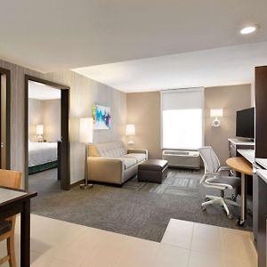 One-Bedroom King Suite