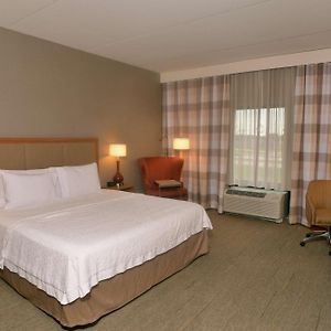 King Room Mobility or hearing accessible