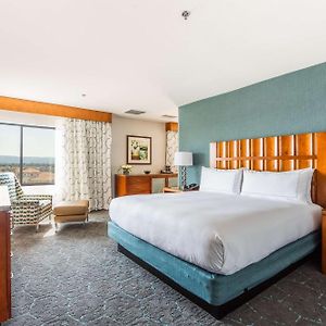Governor King Suite