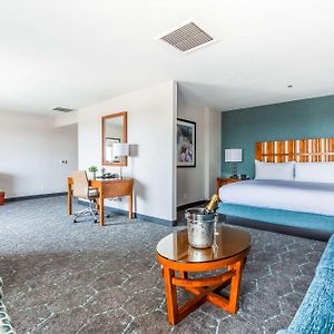 Executive King Suite