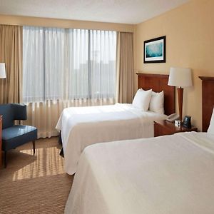 Two Room Queen Suite Mobility accessible