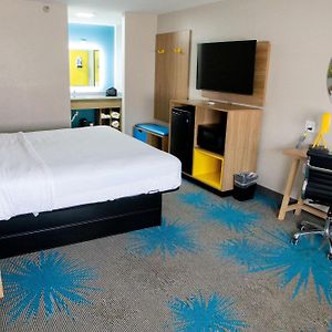 King Room Mobility accessible