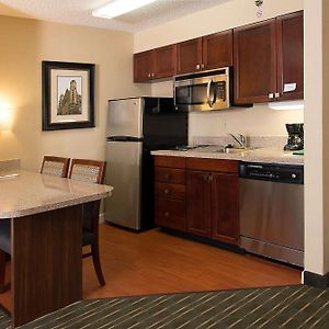 One-Bedroom King Suite