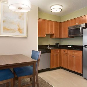 One-Bedroom King Suite