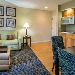 One-Bedroom Suite