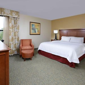 King Room Mobility or hearing accessible