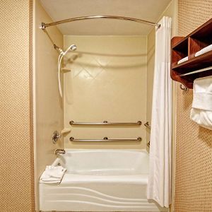 King Room Mobility accessible