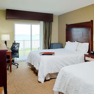 Queen Room Hearing Accesible