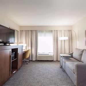 One-Bedroom King Suite