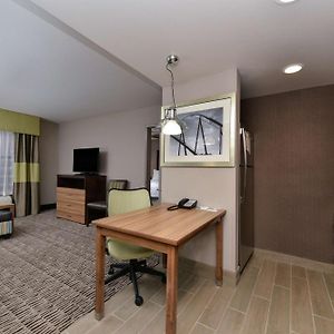 Queen Suite