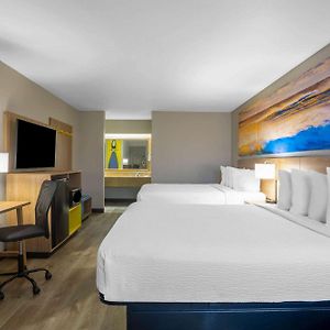 Second-Floor Double Room