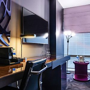 King Room Mobility or hearing accessible