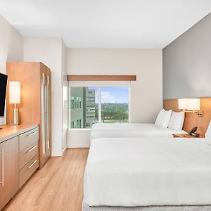Upper Floors Queen Room