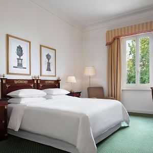 Grand Deluxe King Room