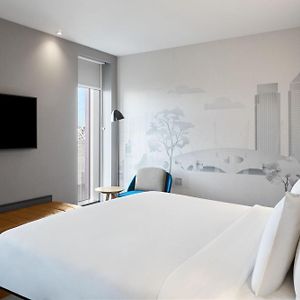 Urban Upper Floors King Room