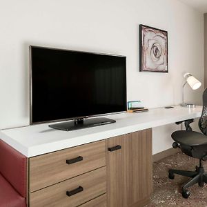 King Room Mobility accessible