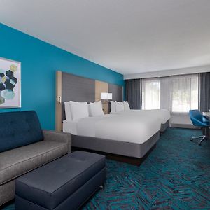 Premium Queen Room Disability Access