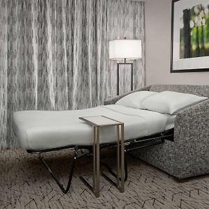 One-Bedroom King Suite