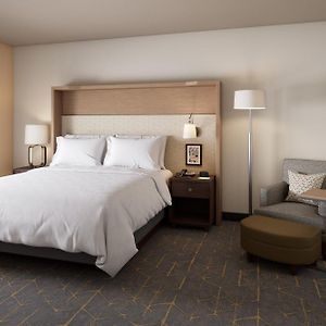 Premium King Room